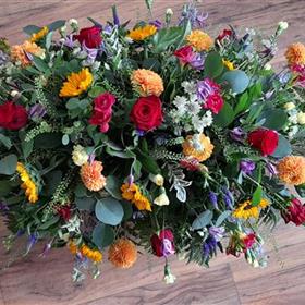 fwthumbRed & Gold Coffin Spray.jpg